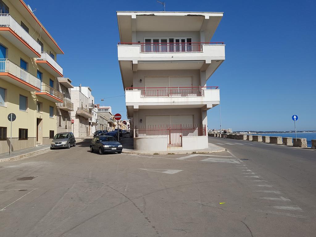 B&B Le Onde Del Mare Gallipoli Exterior foto